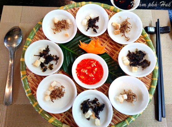 Vegetarian Steamed Rice Cake